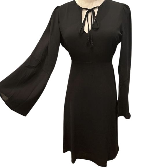 Sam Edelman Women's V-Neck Bell-Sleeve Mini Dress Size 10 NWT - Picture 1 of 6